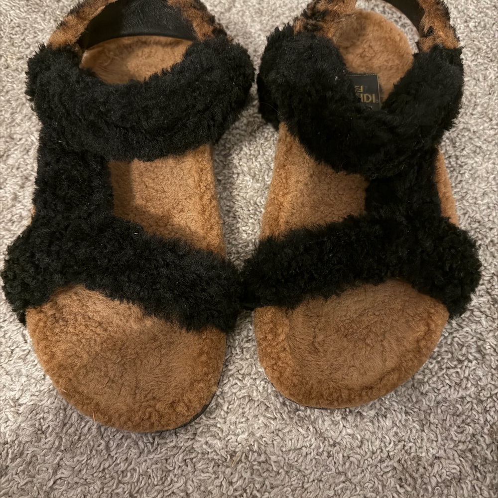 FENDI x Skims Signature Shearling Strappy Sandals